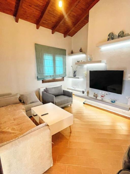 Kathiana Cozy Apartment Екстер'єр фото