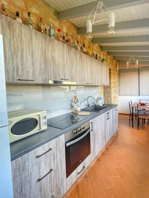 Kathiana Cozy Apartment Екстер'єр фото