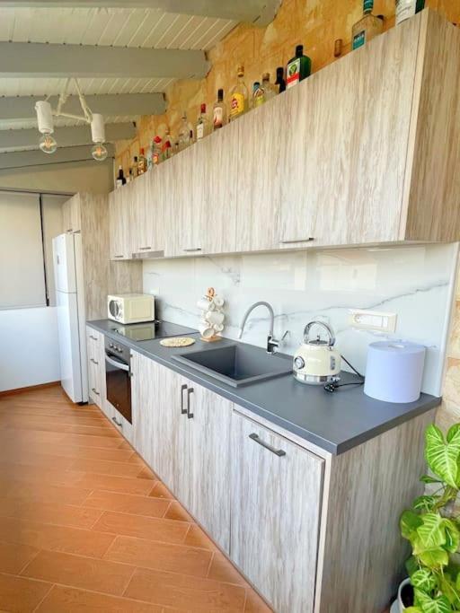 Kathiana Cozy Apartment Екстер'єр фото