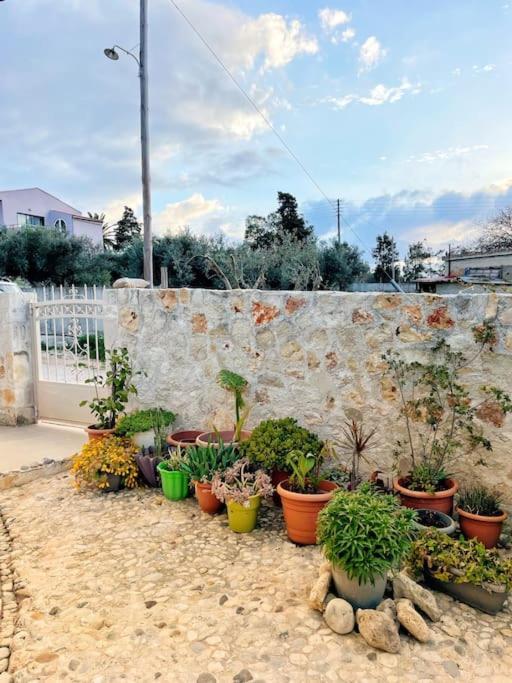 Kathiana Cozy Apartment Екстер'єр фото